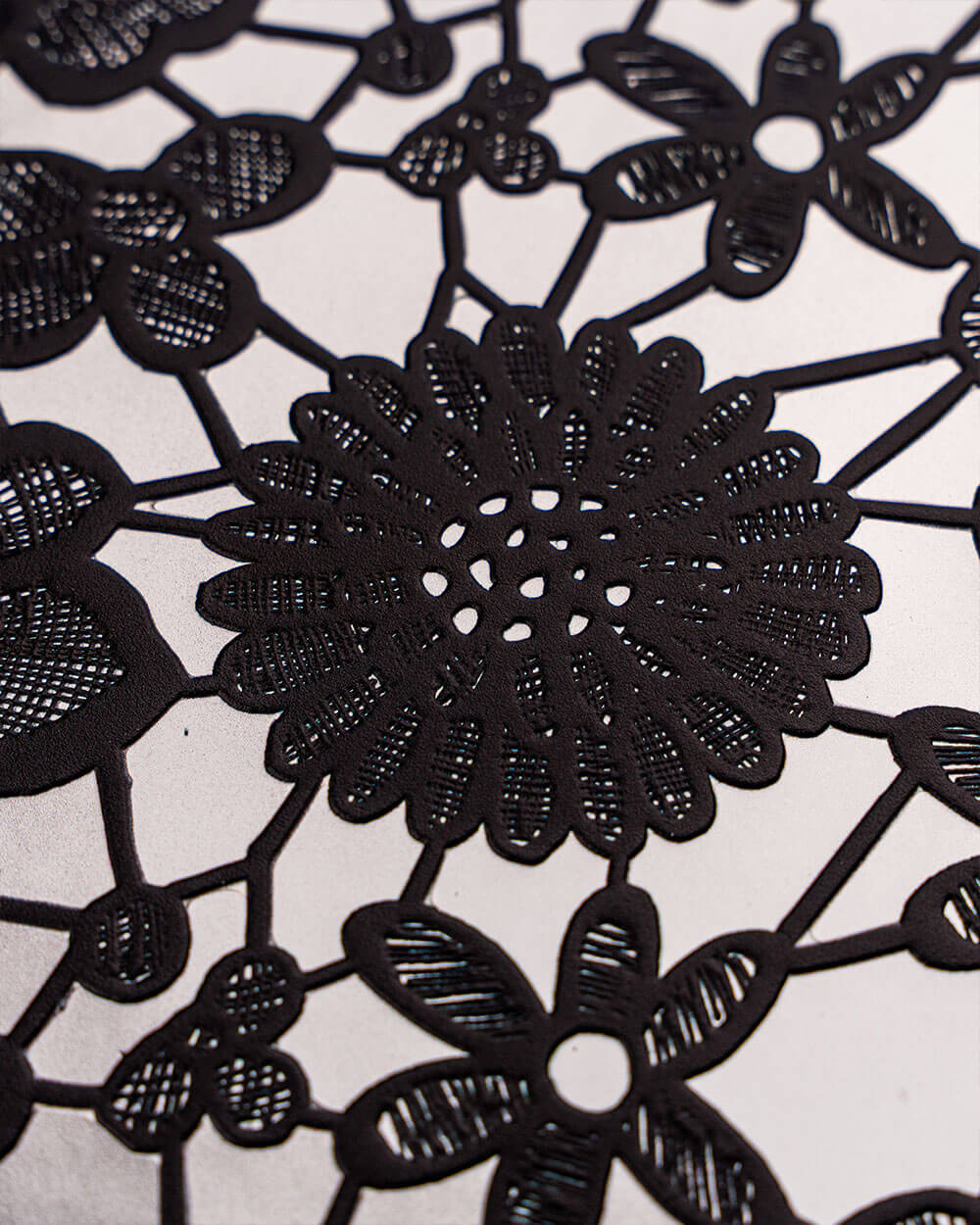Poliuretano metallizzato stampato al metro motivo "Pizzo florele" con effetto 3d | Agile Print